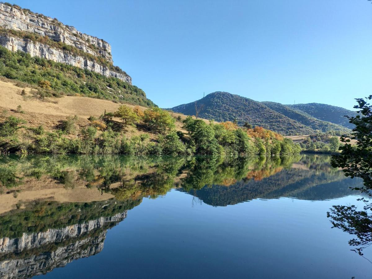 La Vie Du Bief Bed and Breakfast Bolozon Esterno foto